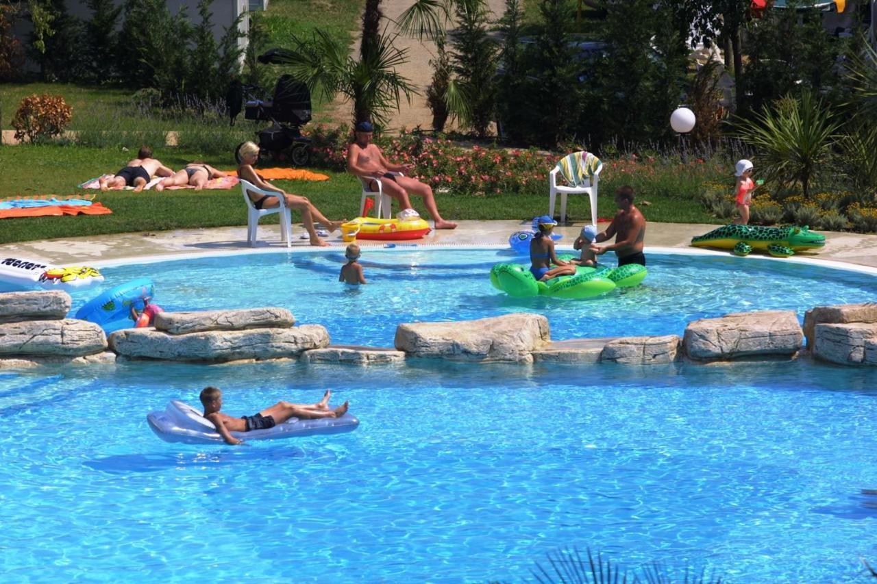 Apartments In Peschiera Del Garda 22099 Exteriör bild